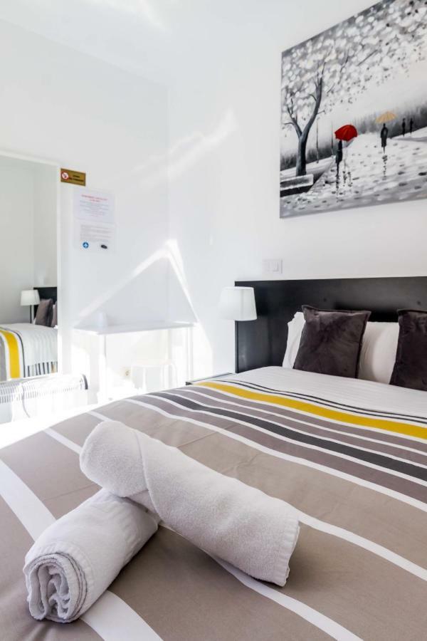 Ayz Javier Cabrini - Auto Check-In Property Madrid Exterior photo