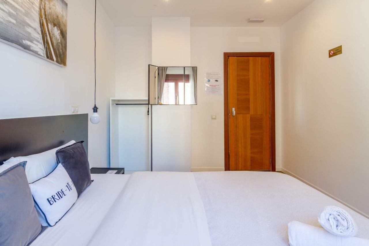 Ayz Javier Cabrini - Auto Check-In Property Madrid Exterior photo